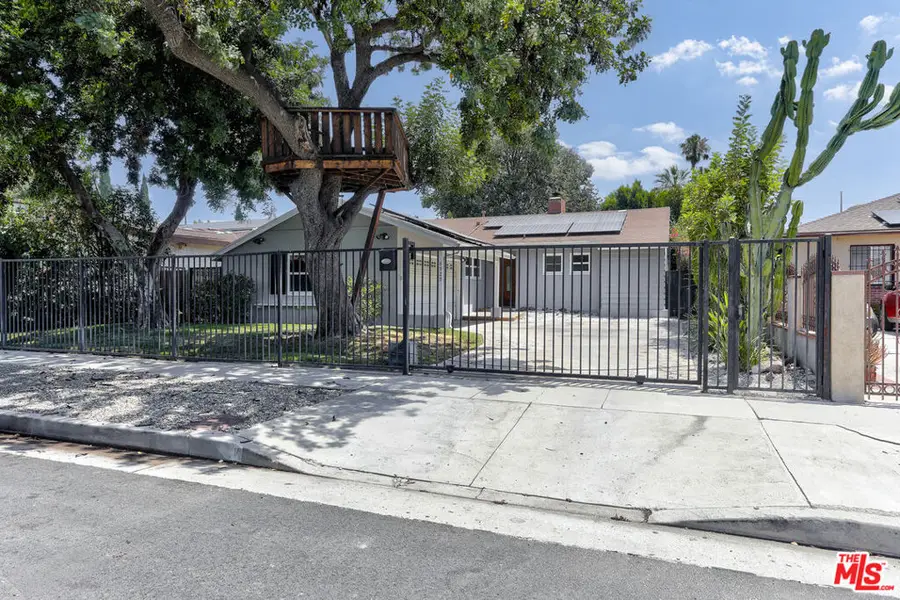 6928 Vanscoy Avenue, North Hollywood, CA 91605 - #2