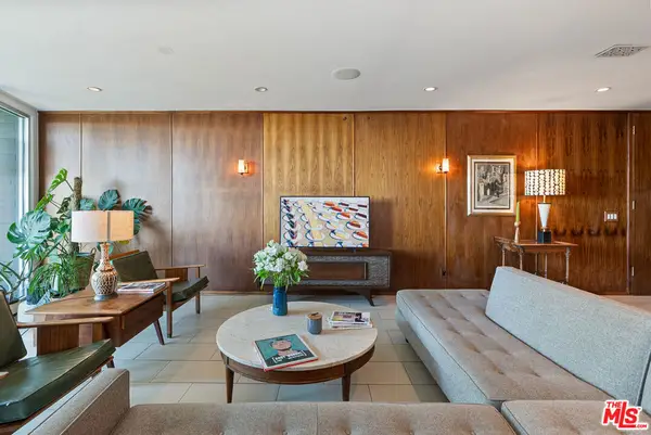 8401 Fountain Avenue #8, West Hollywood, CA 90069