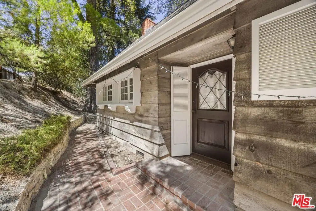 14807 Round Valley Drive, Sherman Oaks, CA 91403 - #1