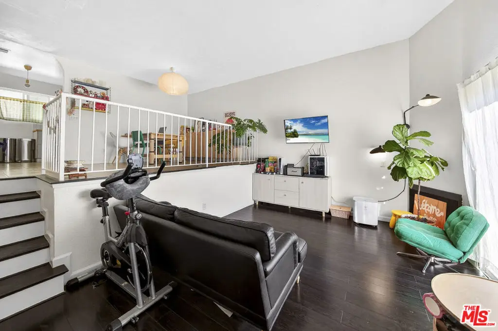 9034 Willis Avenue #14, Panorama City, CA 91402 - #1