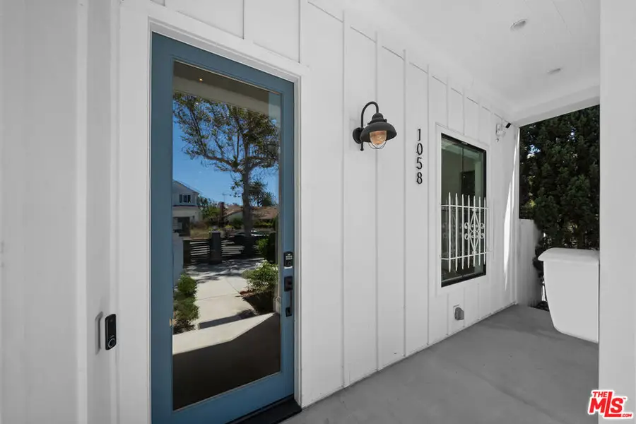 1058 S Plymouth Boulevard, Los Angeles, CA 90019 - #3