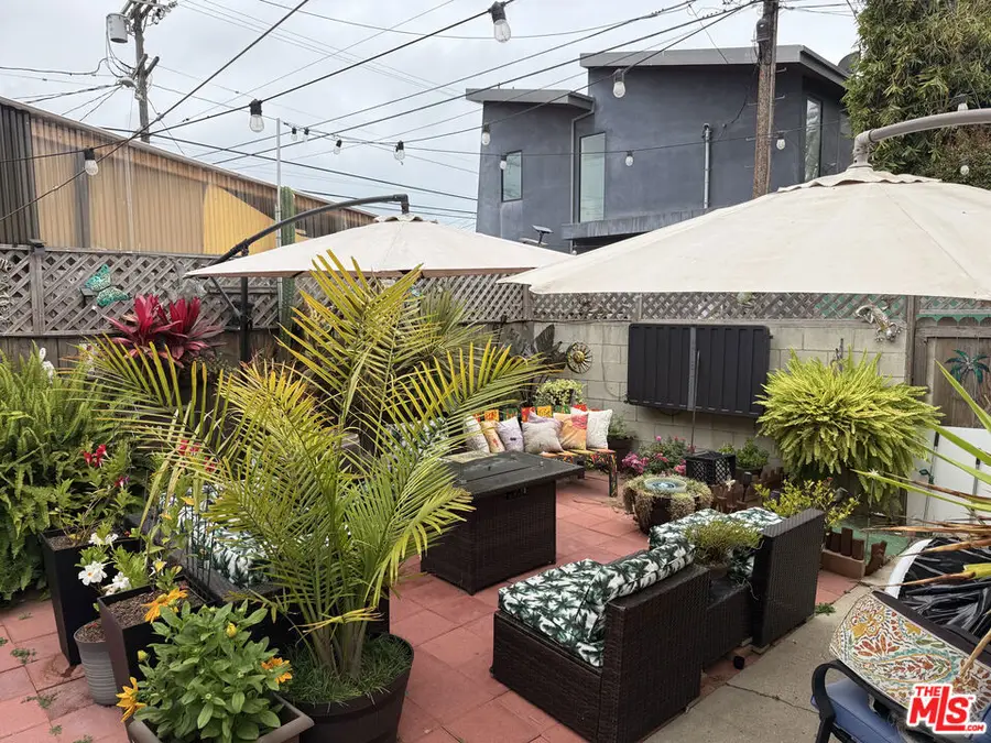 247 5th Avenue, Venice, CA 90291 - #3