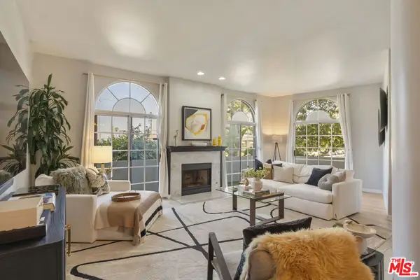 5848 W Olympic Boulevard #102, Los Angeles, CA 90036