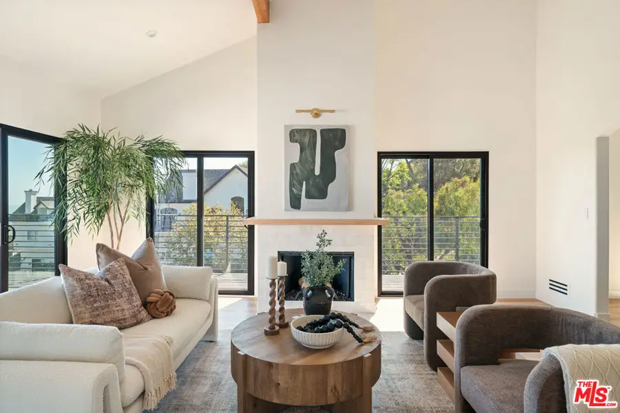 2967 Glendower Avenue, Los Angeles, CA 90027 - #3