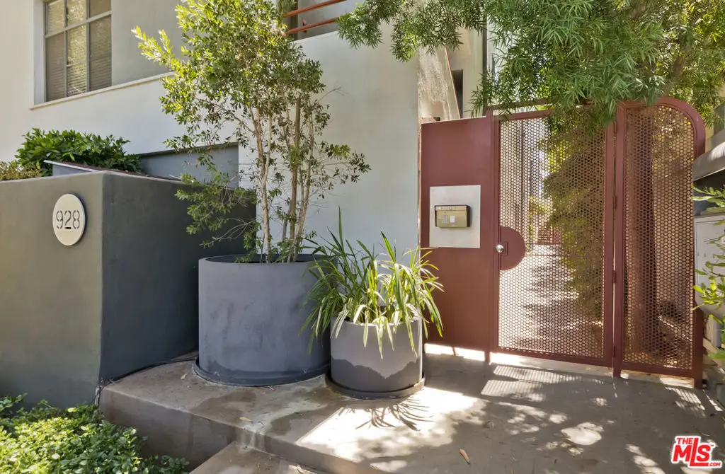 928 7th Street #3, Santa Monica, CA 90403 - #1