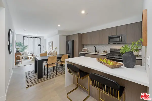 4506 Dockweiler Street #203, Los Angeles, CA 90019
