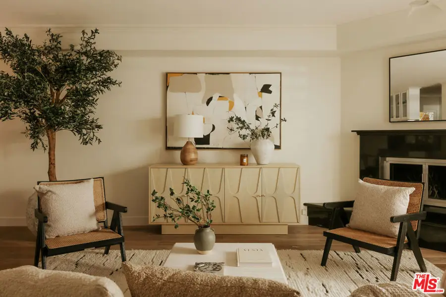 915 12th Street #2, Santa Monica, CA 90403 - #3