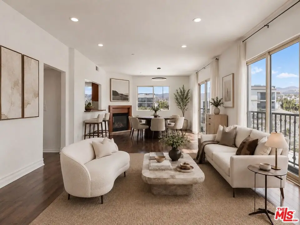 936 N Hudson Avenue #302, Los Angeles, CA 90038 - #1