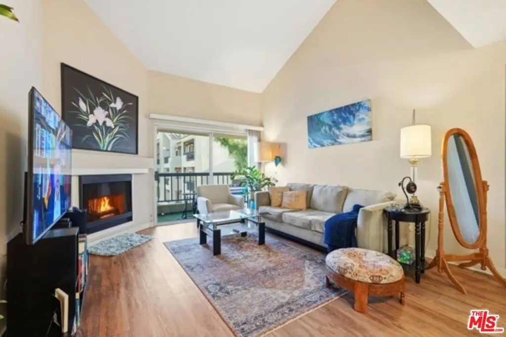 21450 Burbank Boulevard #314, Woodland Hills, CA 91367 - #1