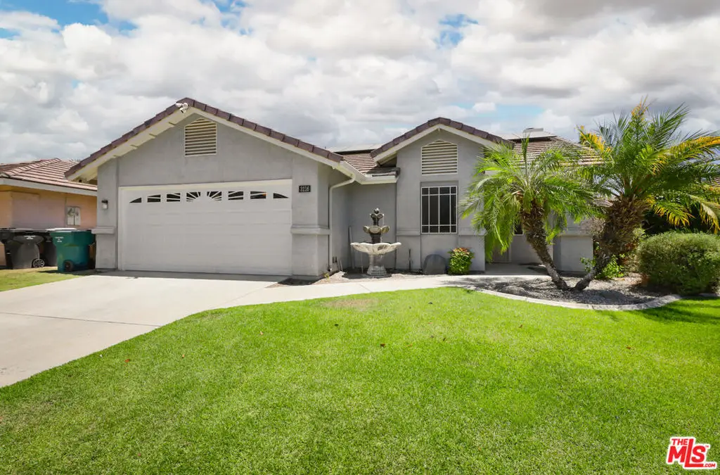3216 Ranchgate Drive, Bakersfield, CA 93312 - #1