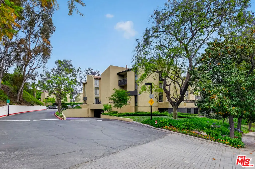 4040 Via Marisol #117, Los Angeles, CA 90042 - #1