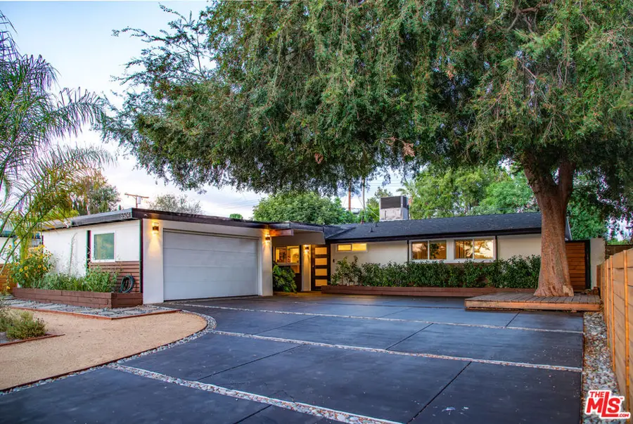 6504 Rhea Avenue, Reseda, CA 91335 - #2