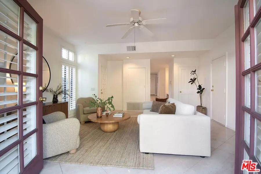 1639 Selby Avenue #B, Los Angeles, CA 90024 - #3
