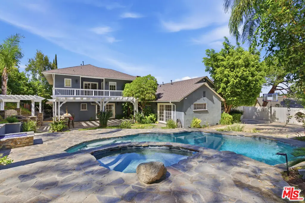 3690 Crownridge Drive, Sherman Oaks, CA 91403 - #1