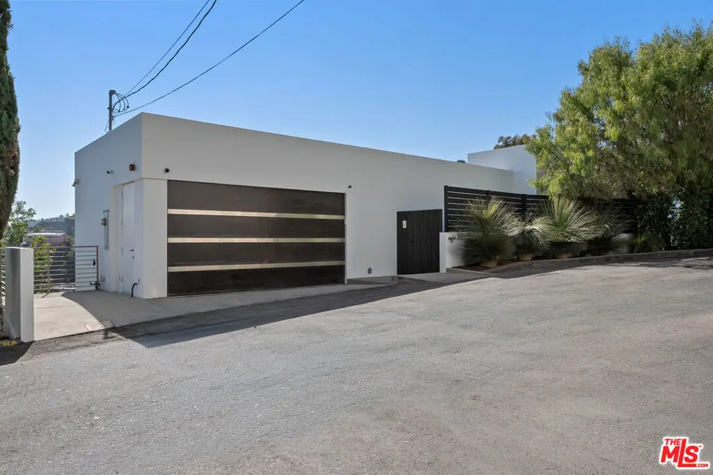 8760 Hollywood Boulevard, Los Angeles, CA 90069 - #1