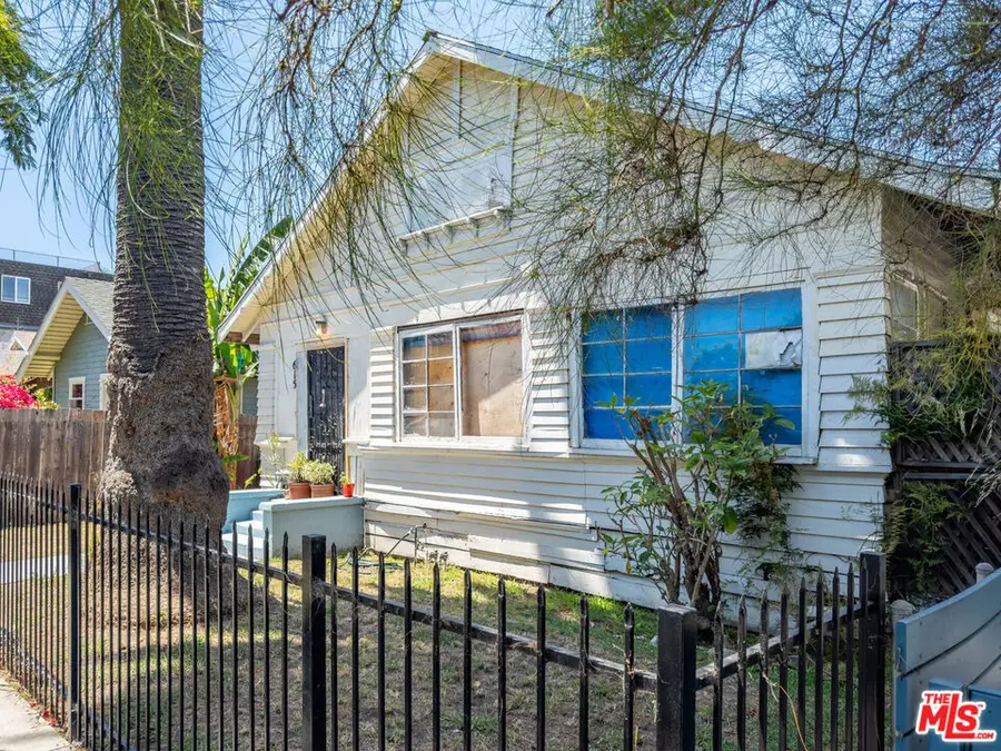 615 San Juan Avenue, Venice, CA 90291 - #2