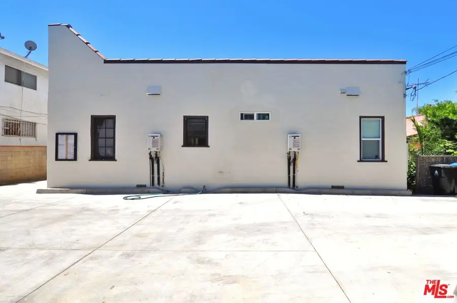 3919 W 27th Street, Los Angeles, CA 90018 - #3