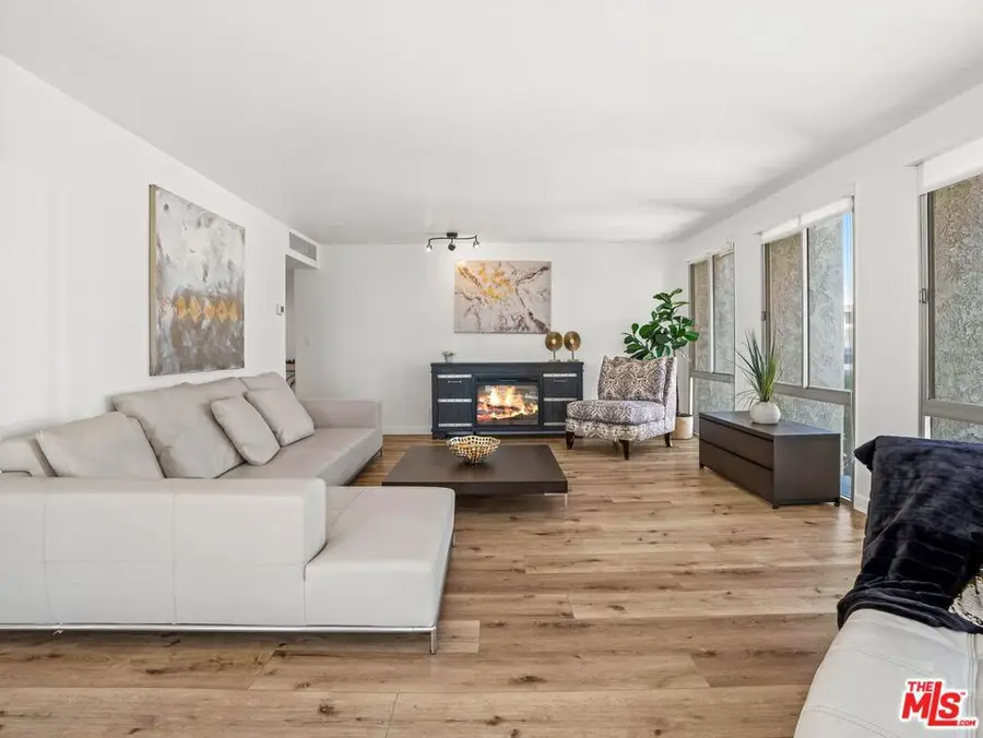 800 W 1st Street #905, Los Angeles, CA 90012 - #2