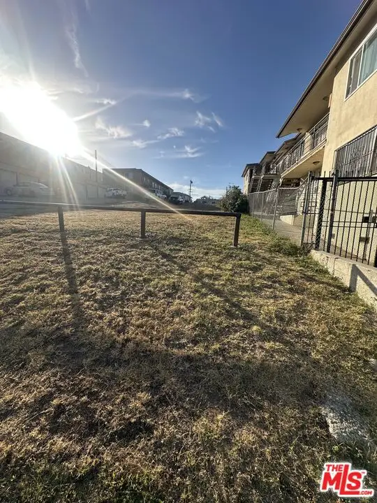 335 Warren Lane, Inglewood, CA 90302 - #3