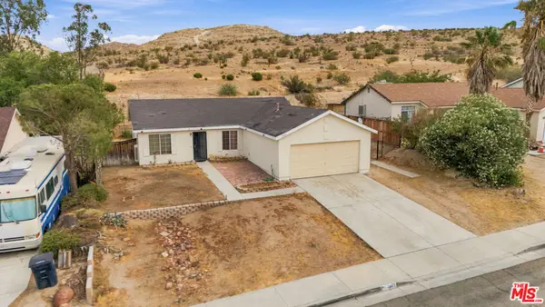 1325 Bradford Avenue, Rosamond, CA 93560