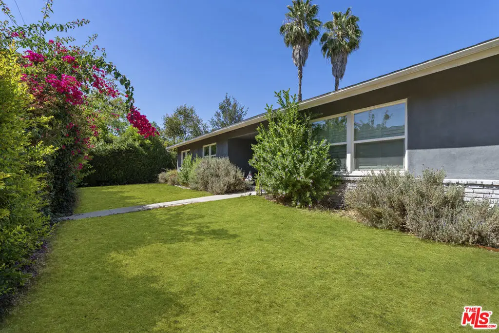 5636 Valley Circle Boulevard, Woodland Hills, CA 91367 - #1