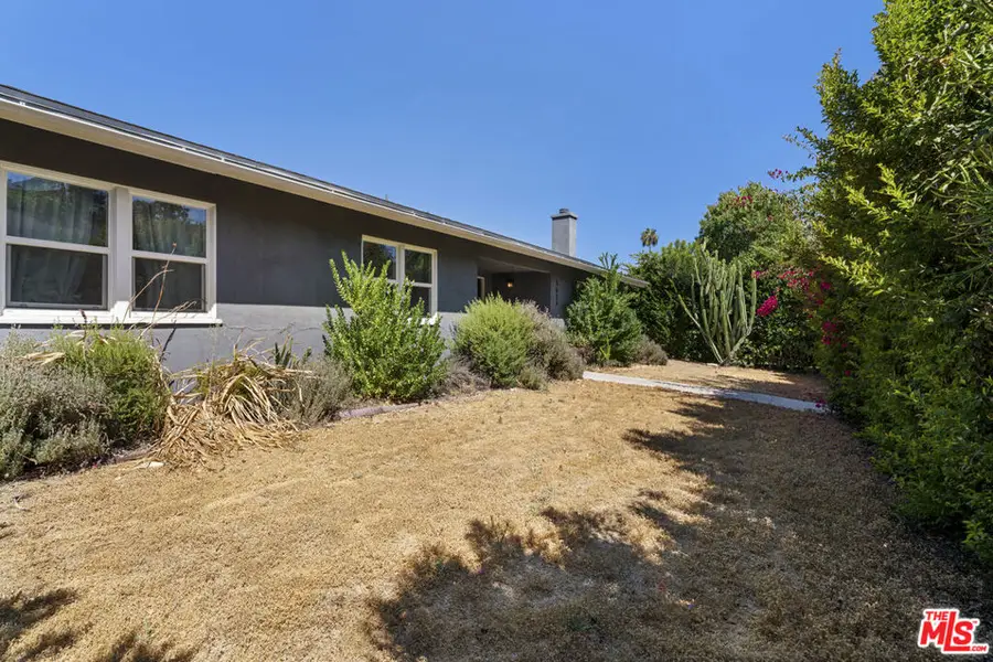 5636 Valley Circle Boulevard, Woodland Hills, CA 91367 - #3