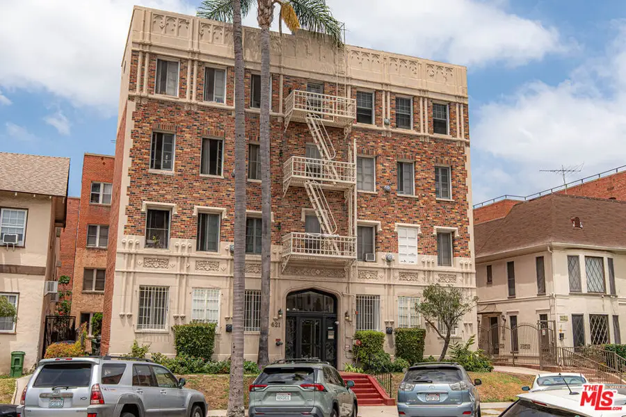 621 S Dunsmuir Avenue, Los Angeles, CA 90036 - #2
