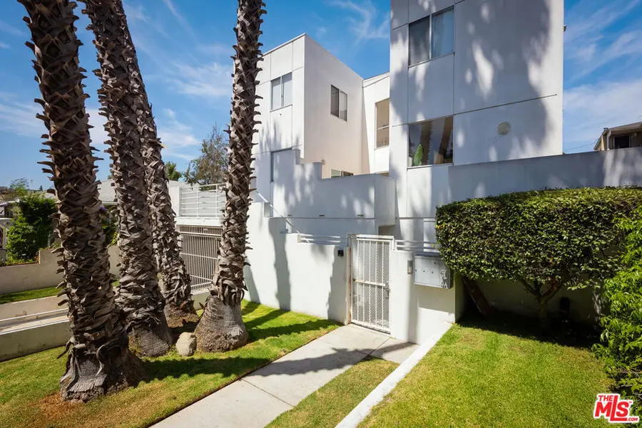 1823 20th Street #103, Santa Monica, CA 90404 - #2