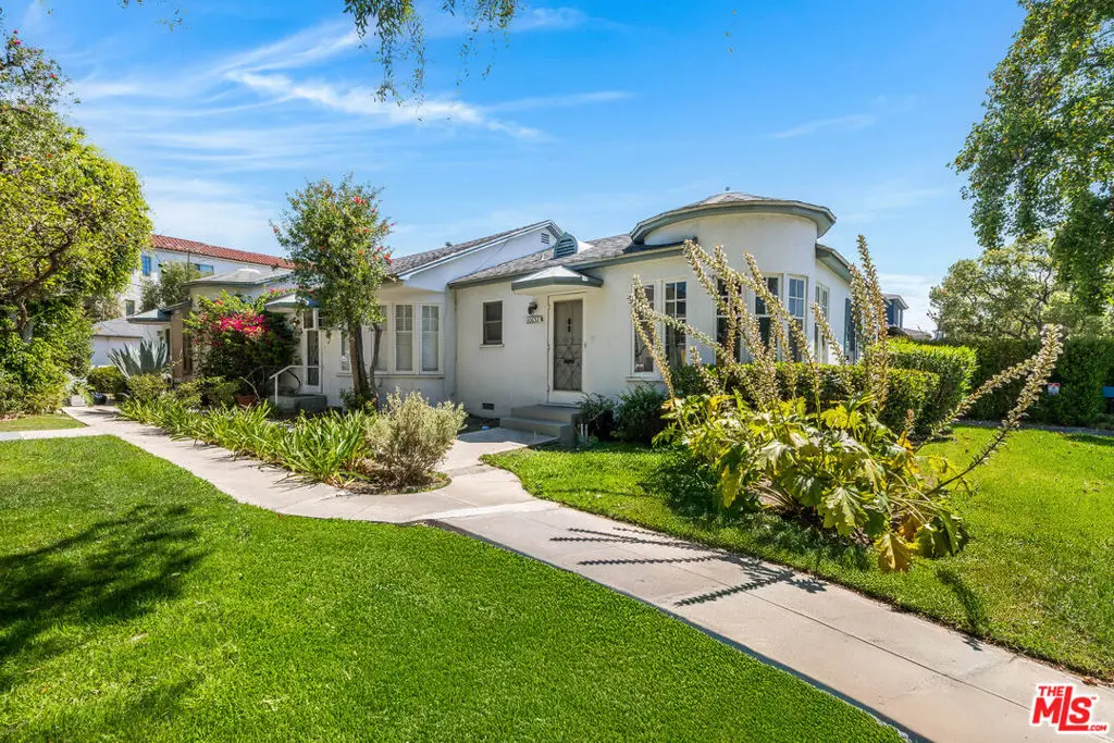 10651 Whipple Street, Toluca Lake, CA 91602 - #1