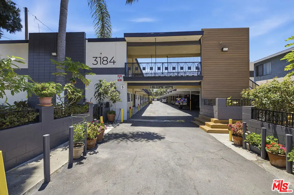 3184 El Segundo Boulevard, Lynwood, CA 90262 - #1
