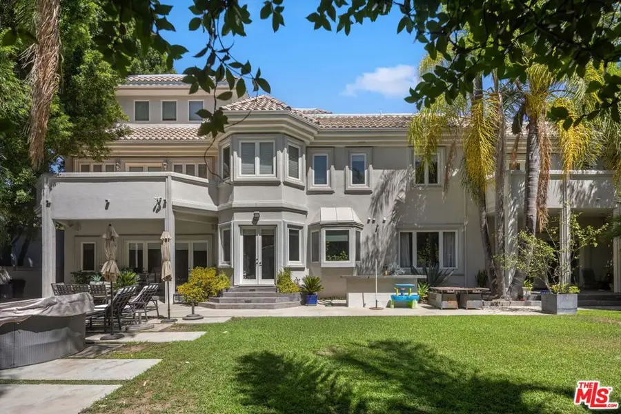 4743 White Oak Avenue, Encino, CA 91316 - #3