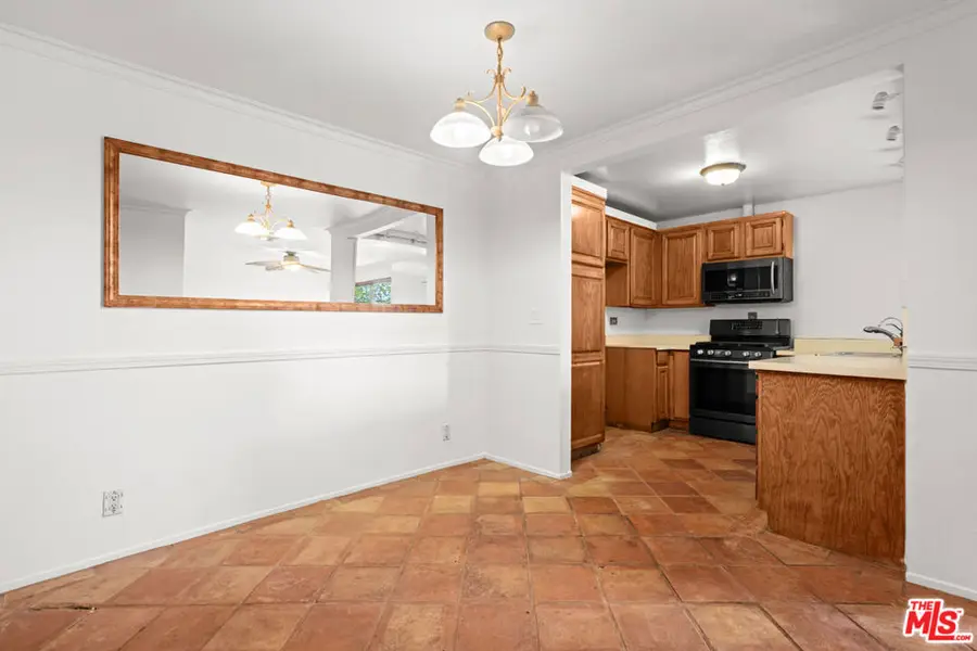950 N Kings Road #144, West Hollywood, CA 90069 - #2