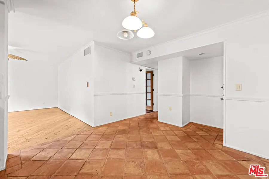 950 N Kings Road #144, West Hollywood, CA 90069 - #3