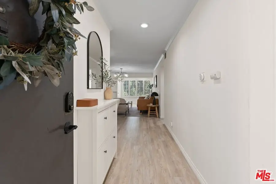 5515 Canoga Avenue #220, Woodland Hills, CA 91367 - #3