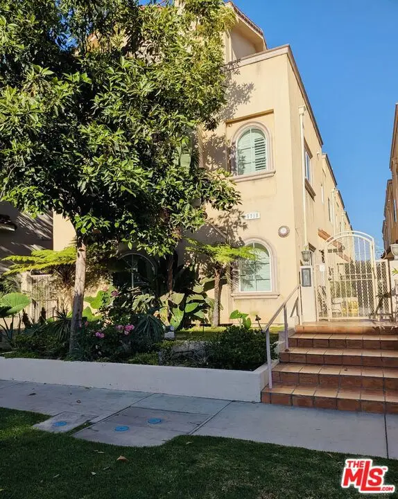 5719 Camellia Avenue #109, North Hollywood, CA 91601 - #3