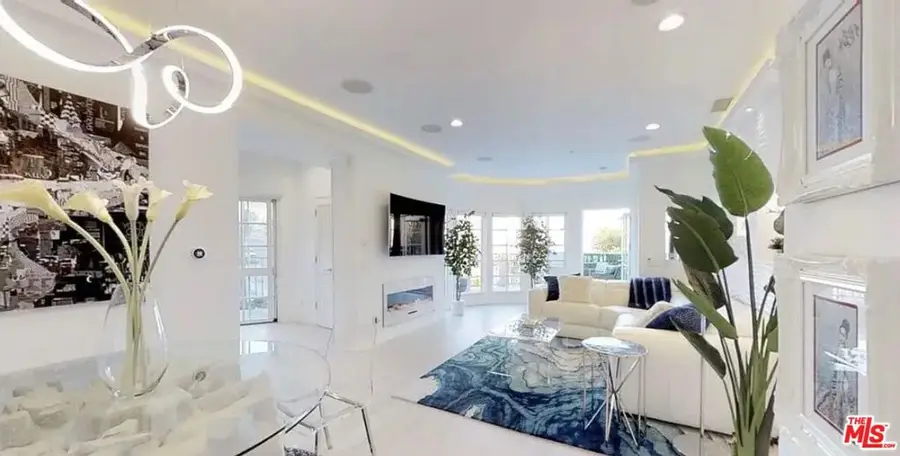 851 N San Vicente Boulevard #309, West Hollywood, CA 90069 - #2