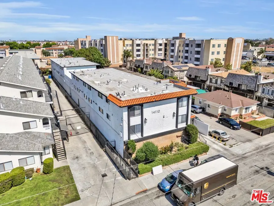 14110 Yukon Avenue, Hawthorne, CA 90250 - #2