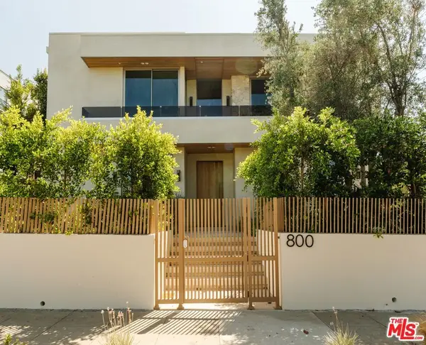800 N La Jolla Avenue, Los Angeles, CA 90046