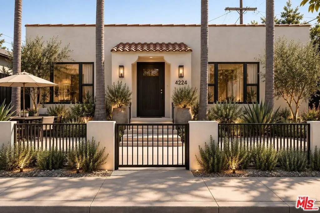 4224 E 11th Street, Long Beach, CA 90804 - #1