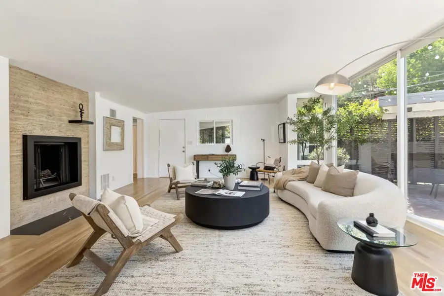 136 Beloit Avenue, Los Angeles, CA 90049 - #3