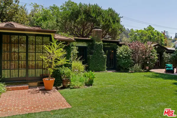 1821 Mandeville Canyon Road, Los Angeles, CA 90049