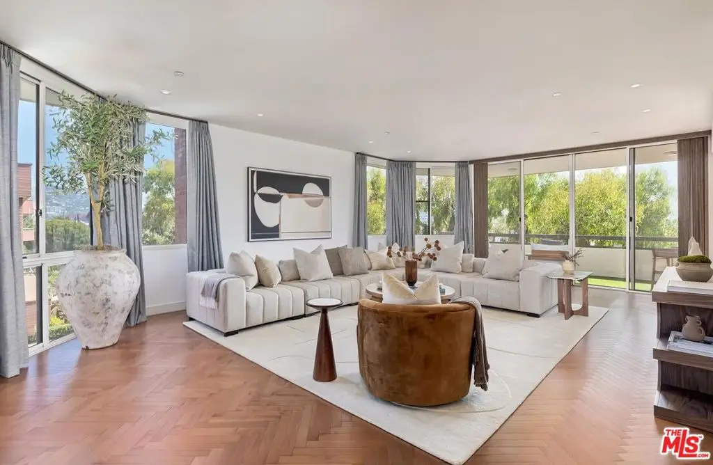 300 N Swall Drive #452, Beverly Hills, CA 90211 - #1