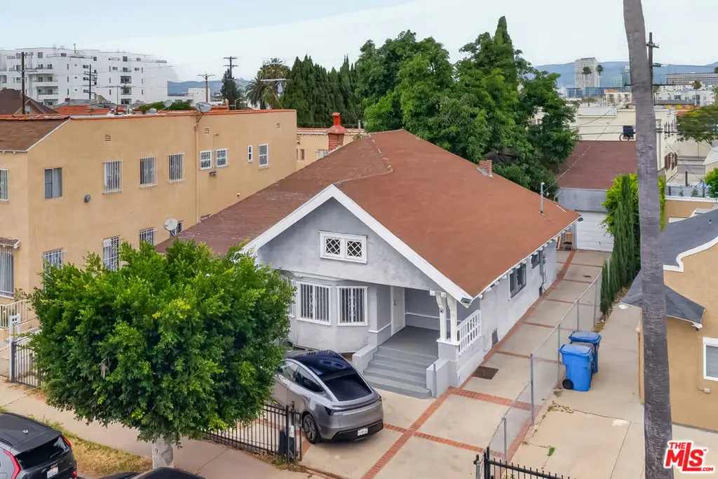 2905 W 14th Street, Los Angeles, CA 90006 - #1