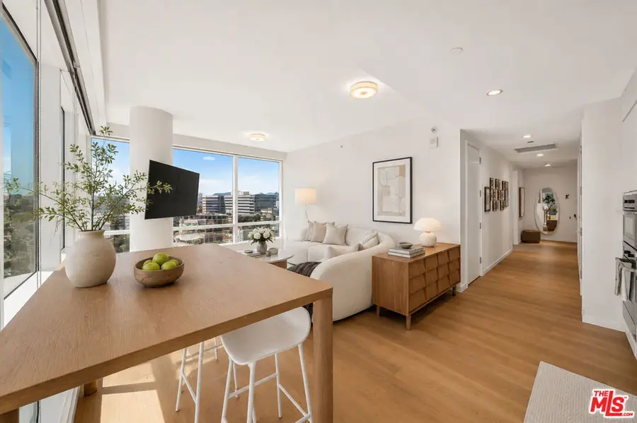 877 Francisco Street #1611, Los Angeles, CA 90017 - #3