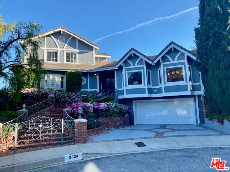 3324 Alana Drive, Sherman Oaks, CA 91403 - #3