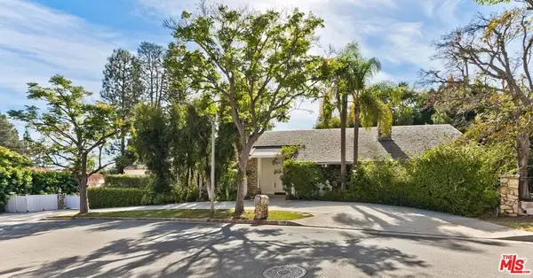 1005 Schuyler Road, Beverly Hills, CA 90210