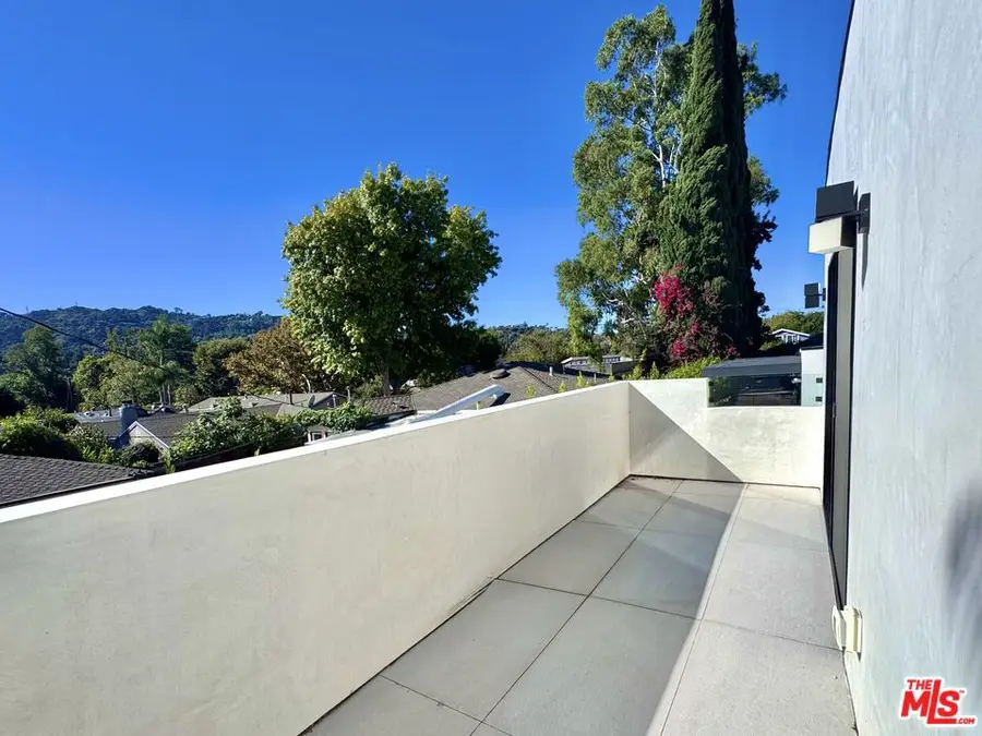 4040 Cartwright Avenue, Studio City, CA 91604 - #2