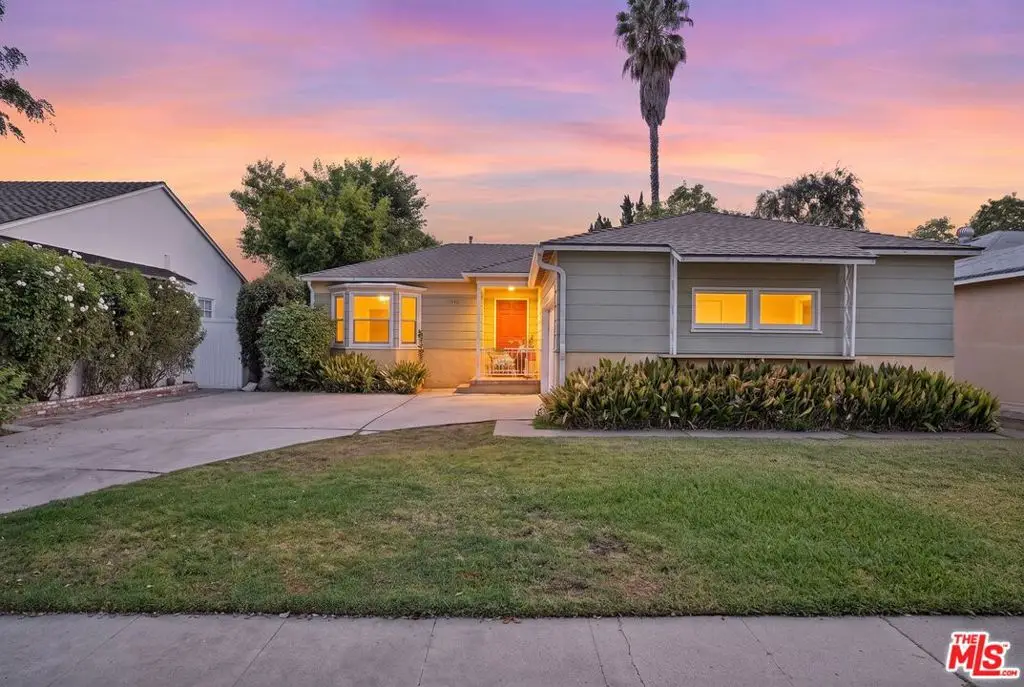 17646 Delano Street, Encino, CA 91316 - #1