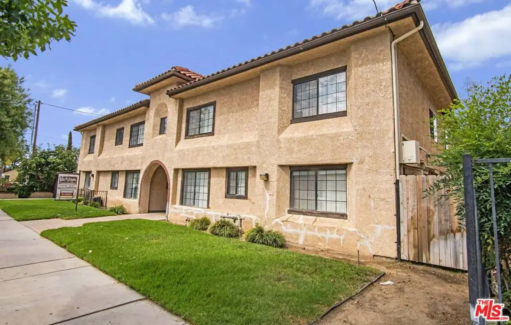 24846 Walnut Street, Santa Clarita, CA 91321 - #1