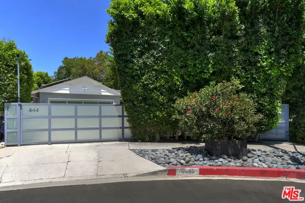 4445 Vantage Avenue, Los Angeles, CA 91604